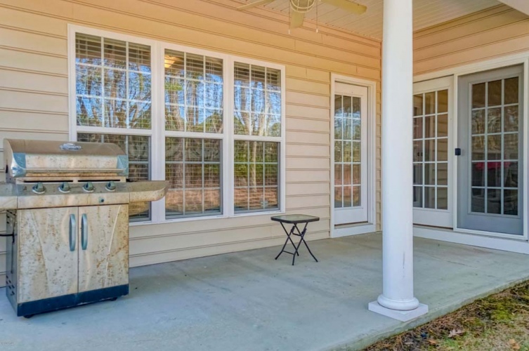 Cobblestone Village Home 23